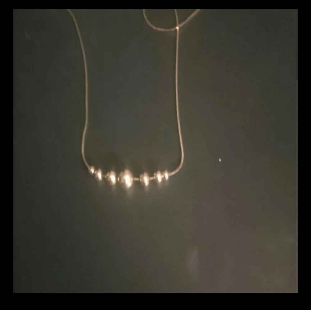 Solid gold necklace